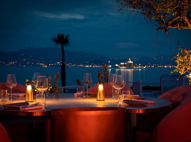 O   sortir soir Cannes     Chic Riviera