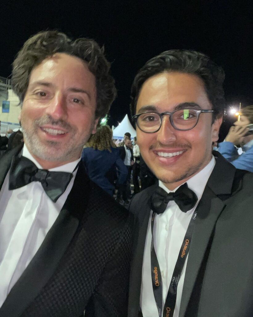 ArtBen le youtuber tech français avec Sergey Brin à Cannes lors du festival de cannes 2021.